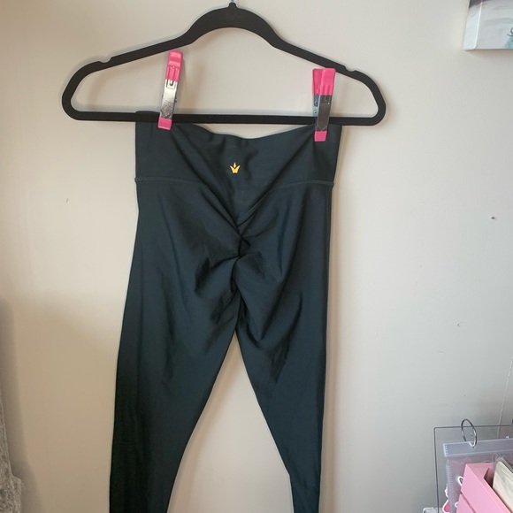 Obssesion Shapewear BRAND NEW HIGH WASTED V SHAPE LEGGINGS SIZE M - Picture 1 of 5